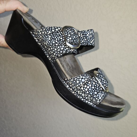 Dansko Shoes - Dansko Sophie Sandals 39 Sparkle Slide Metallic black Buckle Iridescent Slip On